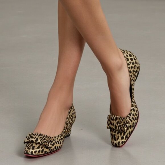 Hollywould Shoes - Hollywould Leopard Metallic Bow Ballet Flats with Pink Soles